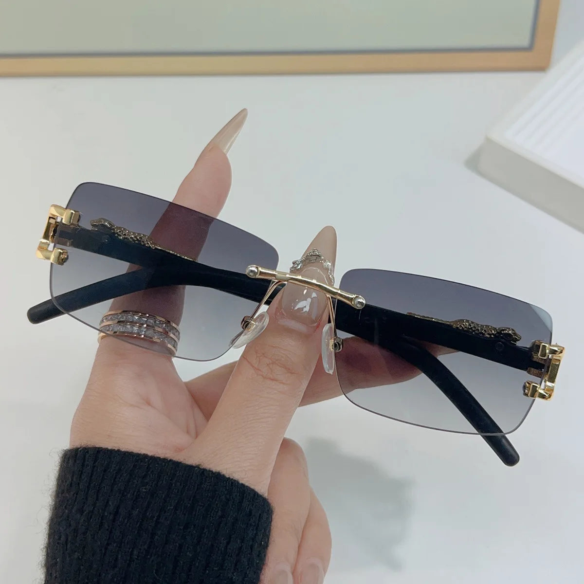 La Géométrique – Lunette de Soleil Sans Monture
