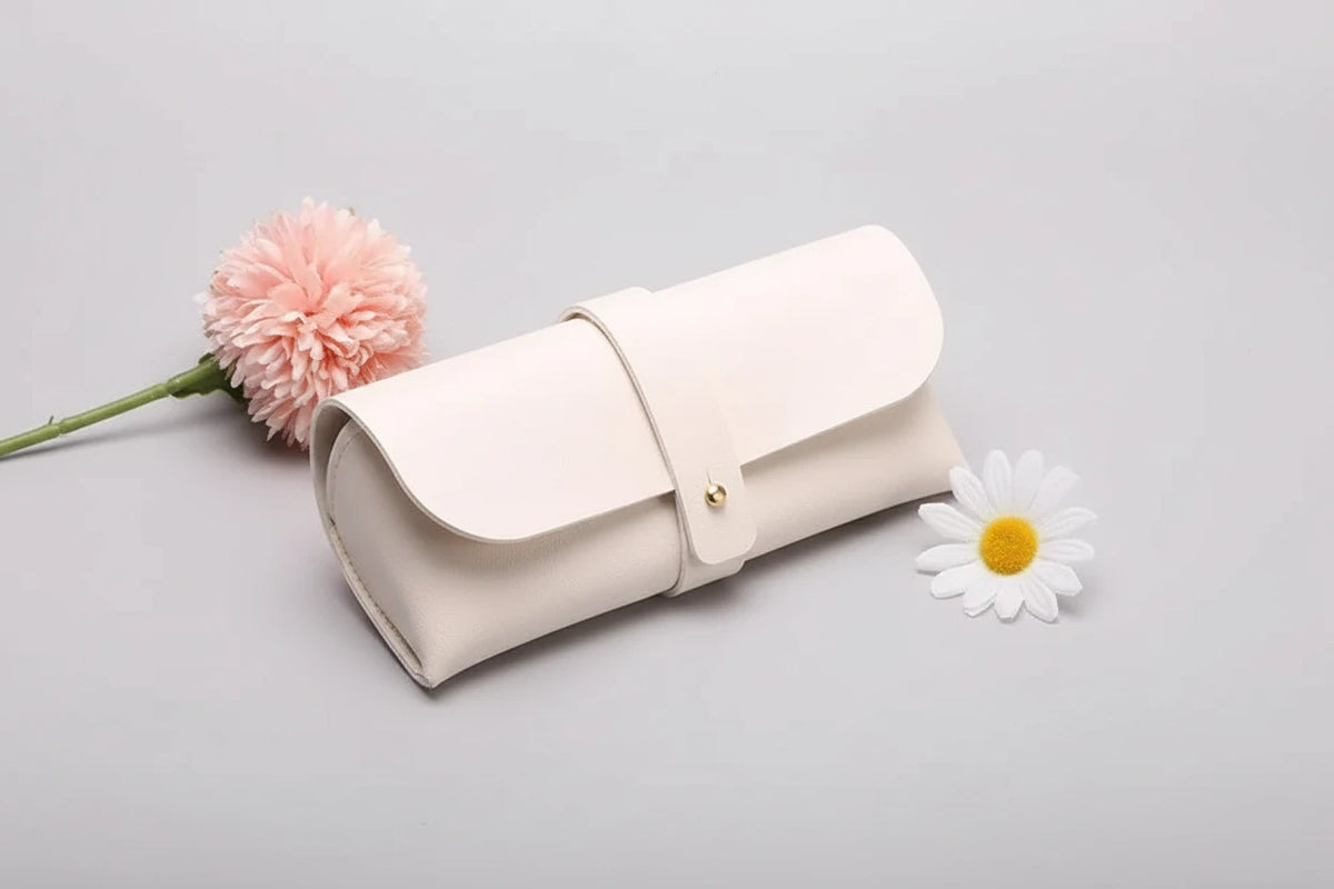 L'Étui Cuir Compact – Housse de Protection pour Lunettes