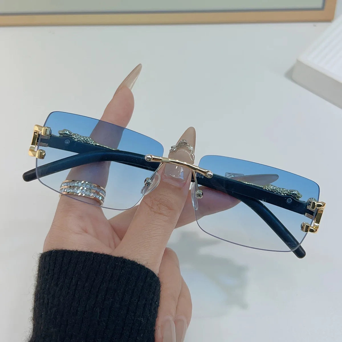 La Géométrique – Lunette de Soleil Sans Monture
