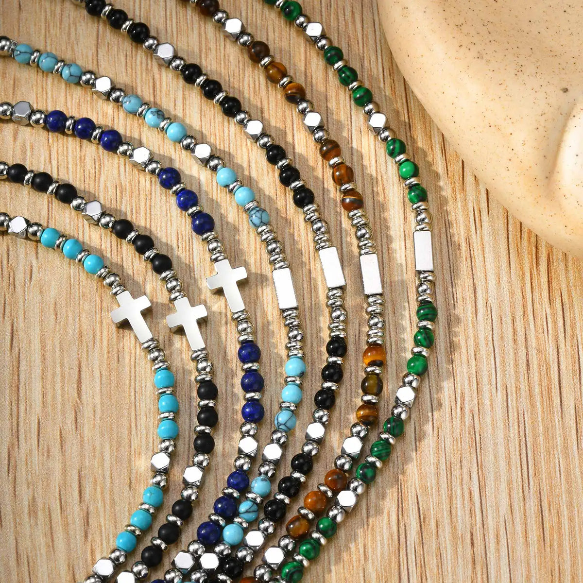 Le Pendantif – Bracelet Croix Pierre Naturelle